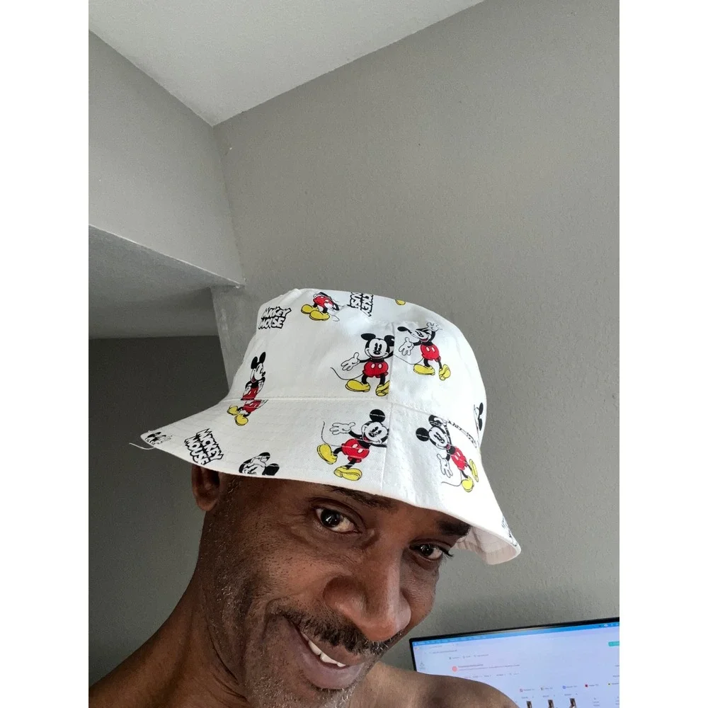 Disney Mickey Mouse Reversible Bucket Hat White All Over Print Cotton NWT One Sz